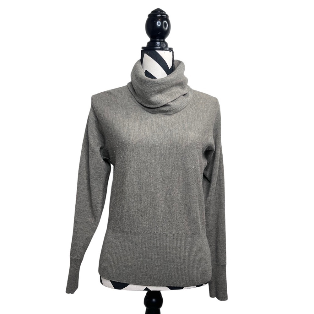 Lauren Ralph Lauren Sz M 100% Merino Wool Turtleneck Sweater